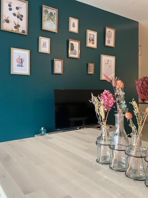 Appartement Mulhouse Grand T2 -  La Fonderie -Parking Gratuit Extérieur photo